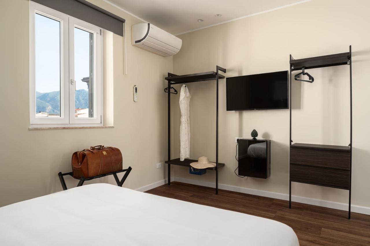 Attico 37 - Suite Con Terrazza Privata E Cucina Palermo Bagian luar foto